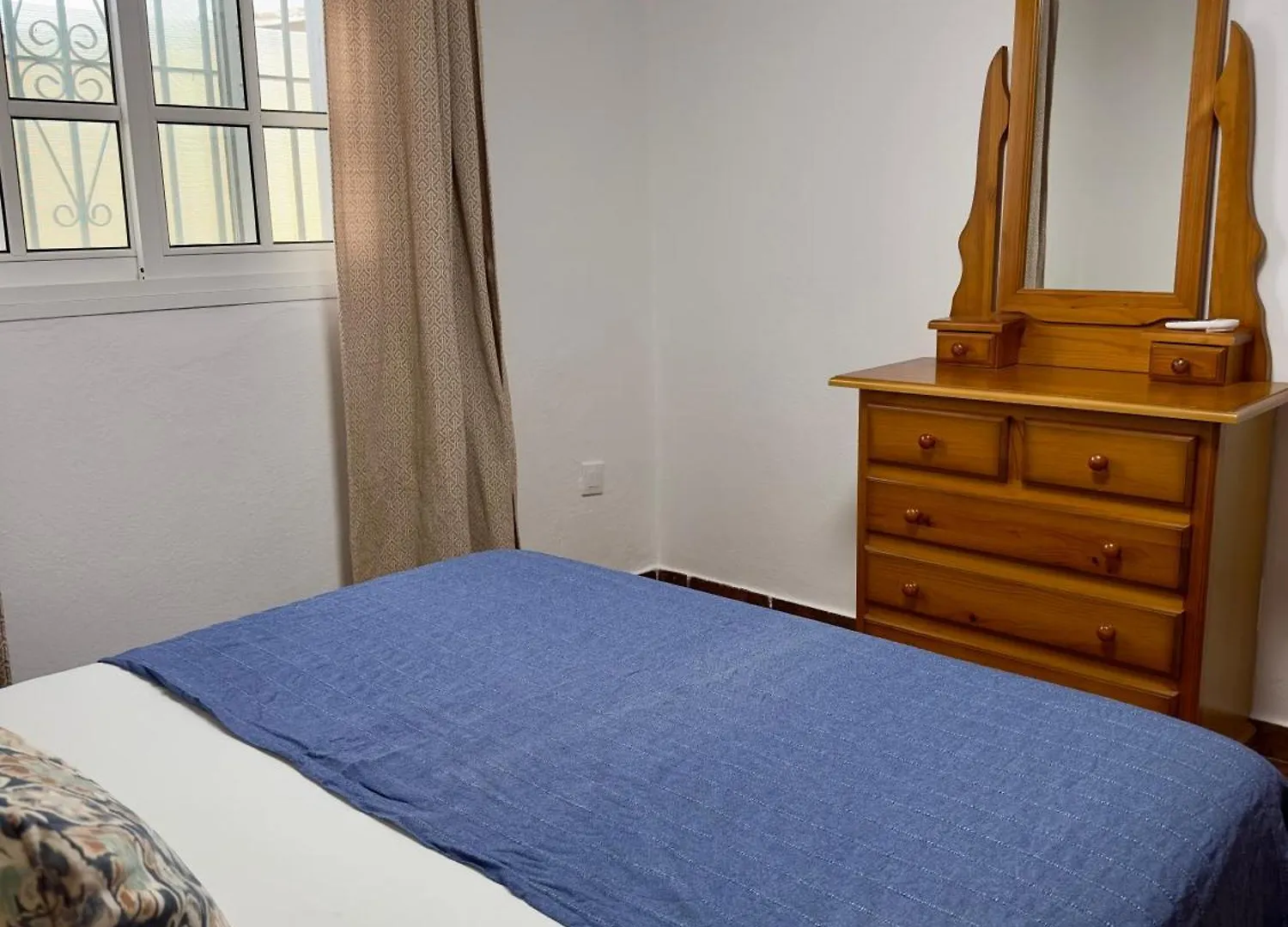 Hostel Alojamientos Turisticos Carmencita Bolonia