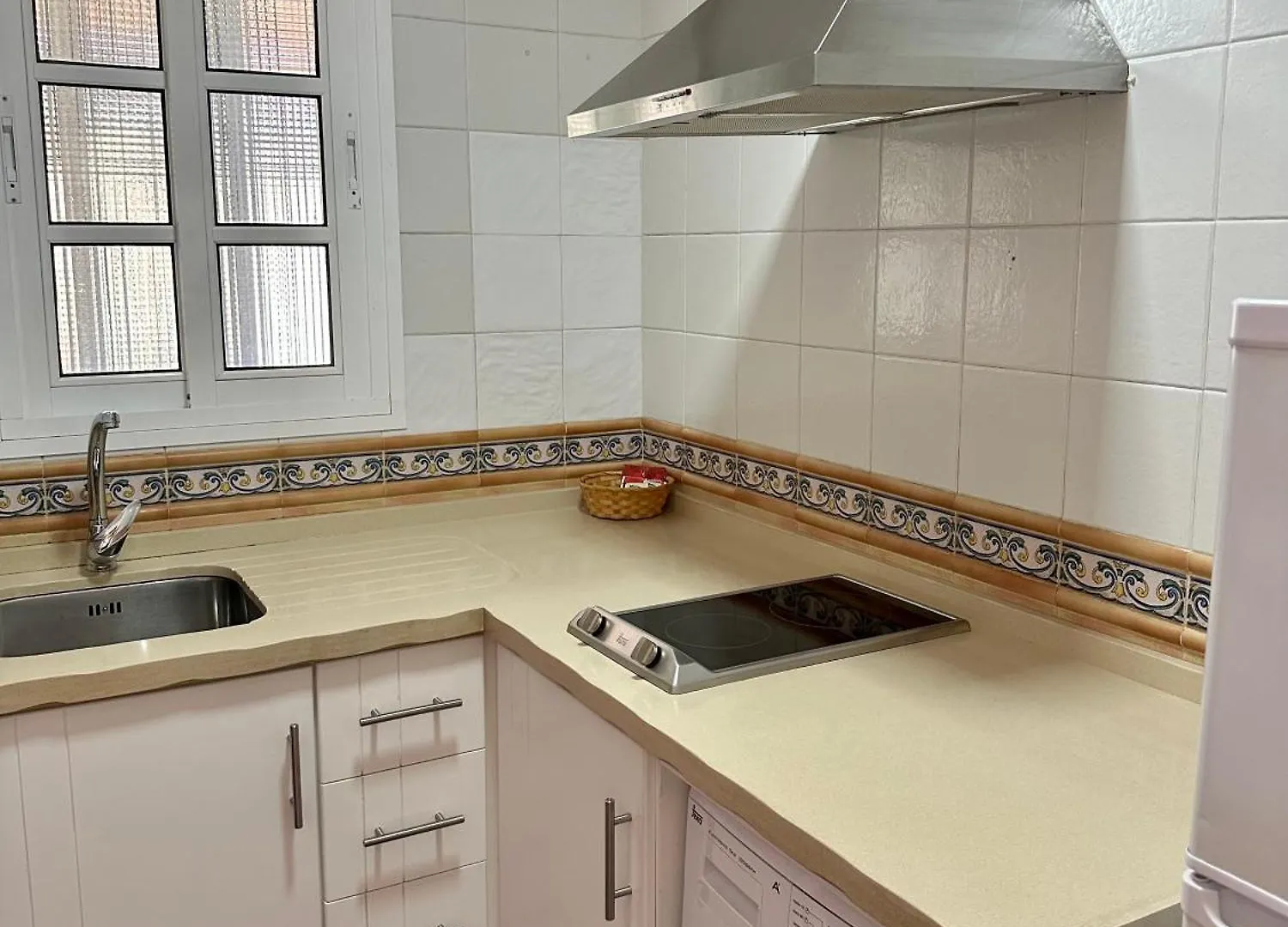 Hostel Alojamientos Turisticos Carmencita Bolonia İspanya