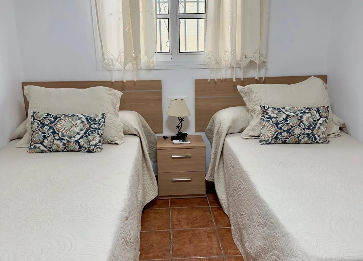 Auberge de jeunesse Alojamientos Turisticos Carmencita Bolonia Espagne